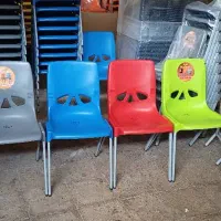 صندلی پلاستیکی پایه فلزی  ماهور