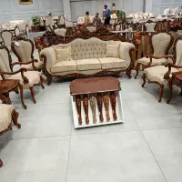 مبل سلطنتی ۷ نفره + میز عسلی