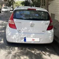 هیوندا i30 سفید