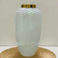 گلدان