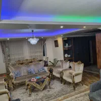 مبل سلطنتی ۹نفره به علاوه میز ناهارخوری ۸ نفره