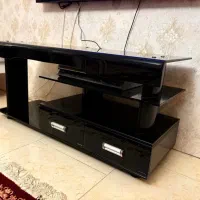 2 عدد میز تلویزیون شیشه ای