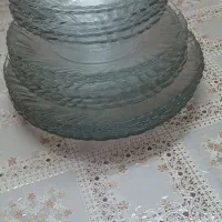 ظروف شیشه یی