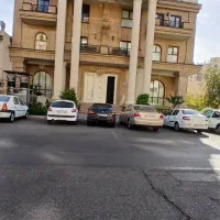 جذب ۲ نفر  کارگر خدمات  برای کار در مجتمع مسکونی