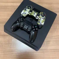 یک دستگاه ps4 slim 1TB