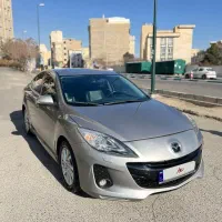 مزدا ۹۶ بی رنگ