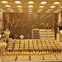 استخدام 3 نفر مدل و فروشنده خانم در طلا فروشی