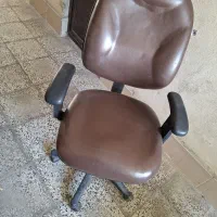 میز و صندلی اداری