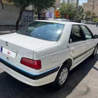 پژو پارس مدل ۱۳۸۷ بی رنگ