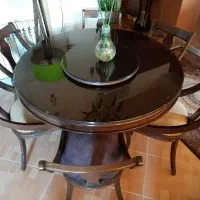 میز ناهارخوری گرد در حد نو ۶ نفره
