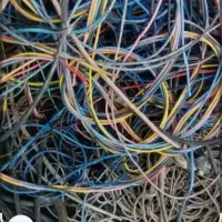 خریدوفروش    سیم مس روکش داره وخالص