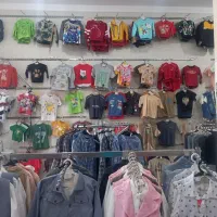 فروش کلیه وسایل و تجهیزات پوشاکی به همراه لباسها