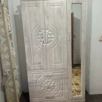 کمد لباس رنگ کرم کاملا نو