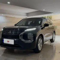 میتسوبیشی اوتلندر m line مشکی