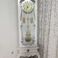 ساعت ایستاده
