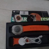 یک عدد ساعت و یک عدد ایرپاد