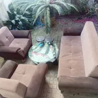 مبل به همراه میز