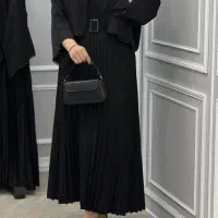 استخدام مدلینگ صندل و لباس مجلسی