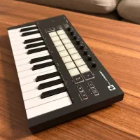 میدی کنترلر Novation LaunchKey Mini Mk3