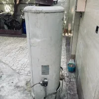 ابگرمکن ایستاده سالم