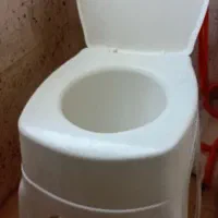 توالت فرنگی پلاستیکی