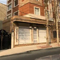 مغازه ۵۰ متری