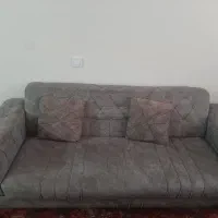 مبل هفت نفره سالم و خیلی کم استفاده شده