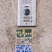 لیبل و تراکت زن آیفون تصویری