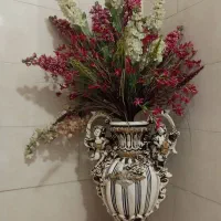 گل و گلدان