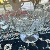 میوه خوری شکلات خوری