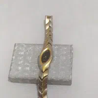 ساعت و انگشتر....