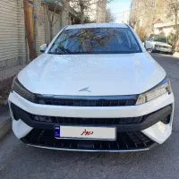 کی ام سی J7 بسیار تمیز