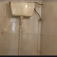 فلاش تانک سالم بهمراه لوله و متعلقات