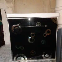 سنگ و کابین مشکی
