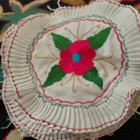 سر بالشت گلدوزی