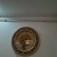 ساعت دیواری درحدنو