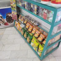 قفسه و میز دخل و ترازو