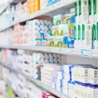 همکار خانم در لوازم آرایشی و بهداشتی گرگان