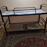 تخت دو طبقه فلزی