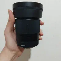 لنز سونی۳۰ یک و چهار .تمیز