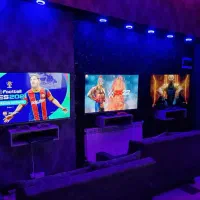 ۴ عدد تلویزیون فروش بصورت یکجا و تکی