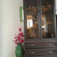 کمد وپایینش جا لباسی