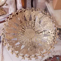 میوه خوری برنز کنار سالنی