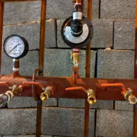 لوله کشی گاز و آتش نشانی مشعل