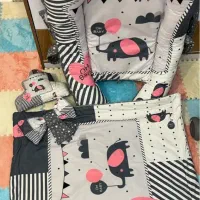 تشک غلتگیر نوزاد ۴ تیکه کاملا نو وسالم بچه