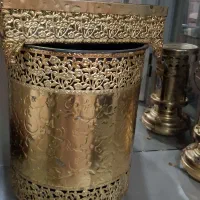 سطل و جای دستمال کاغذی و گلدان