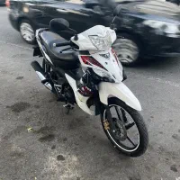 موتور تی‌وی‌اس راکز سفید TVS