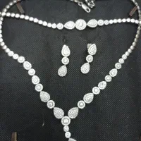 سرویس نقره نو طرح طلا مناسب عروس خانم ها
