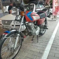 موتور ۱۲۵ سناتور