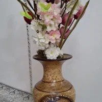 گل و گلدان